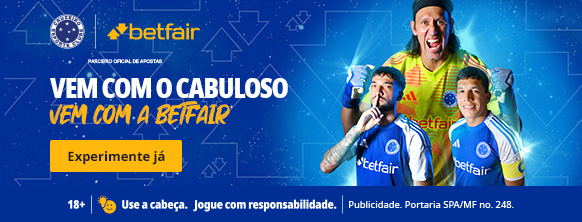 Cruzeiro and Betfair display banner, goalkeeper version